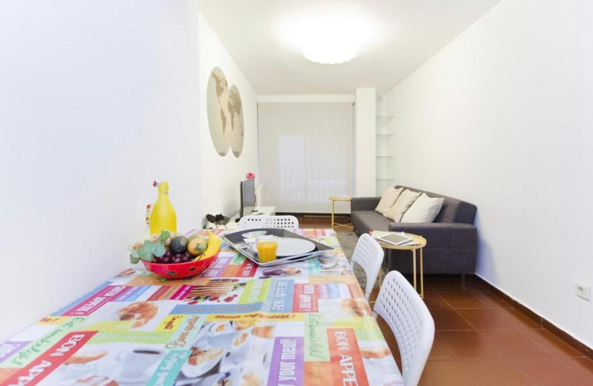 Elegant Flat In 56 M² Parking Included Appartamento Valenza