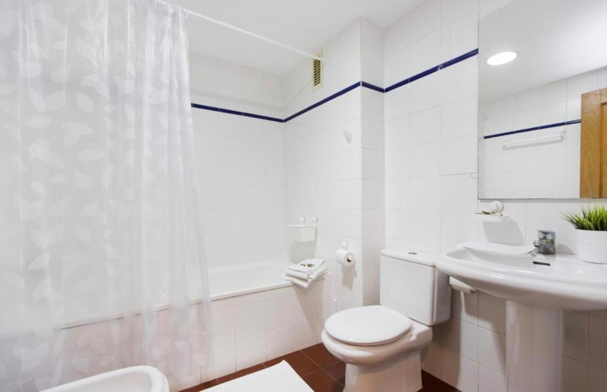 Elegant Flat In 56 M² Parking Included * Valenza
